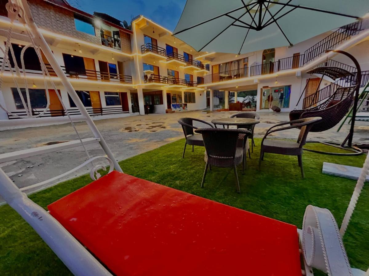 Hotel Beas River Retreat - A Riverside Hotel With Balcony Маналі Екстер'єр фото