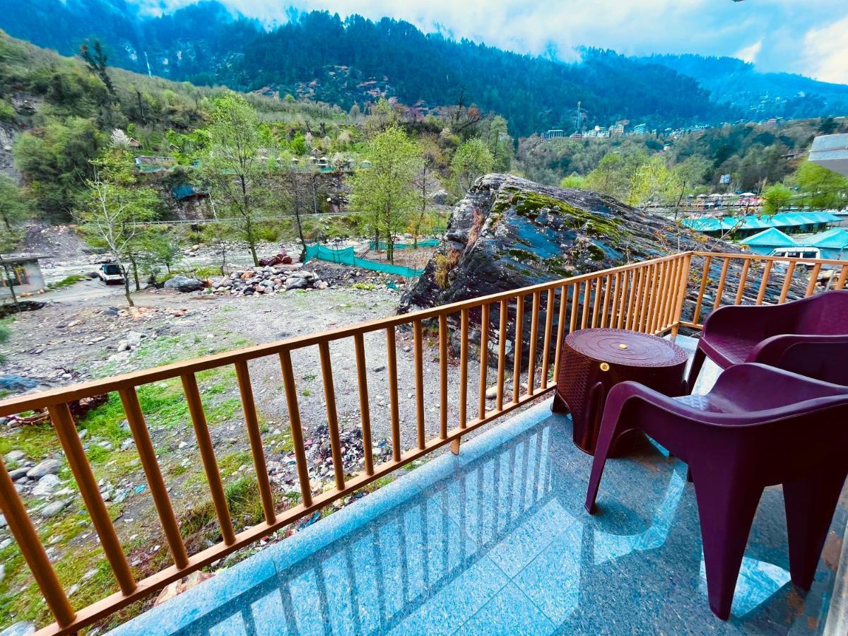 Hotel Beas River Retreat - A Riverside Hotel With Balcony Маналі Екстер'єр фото