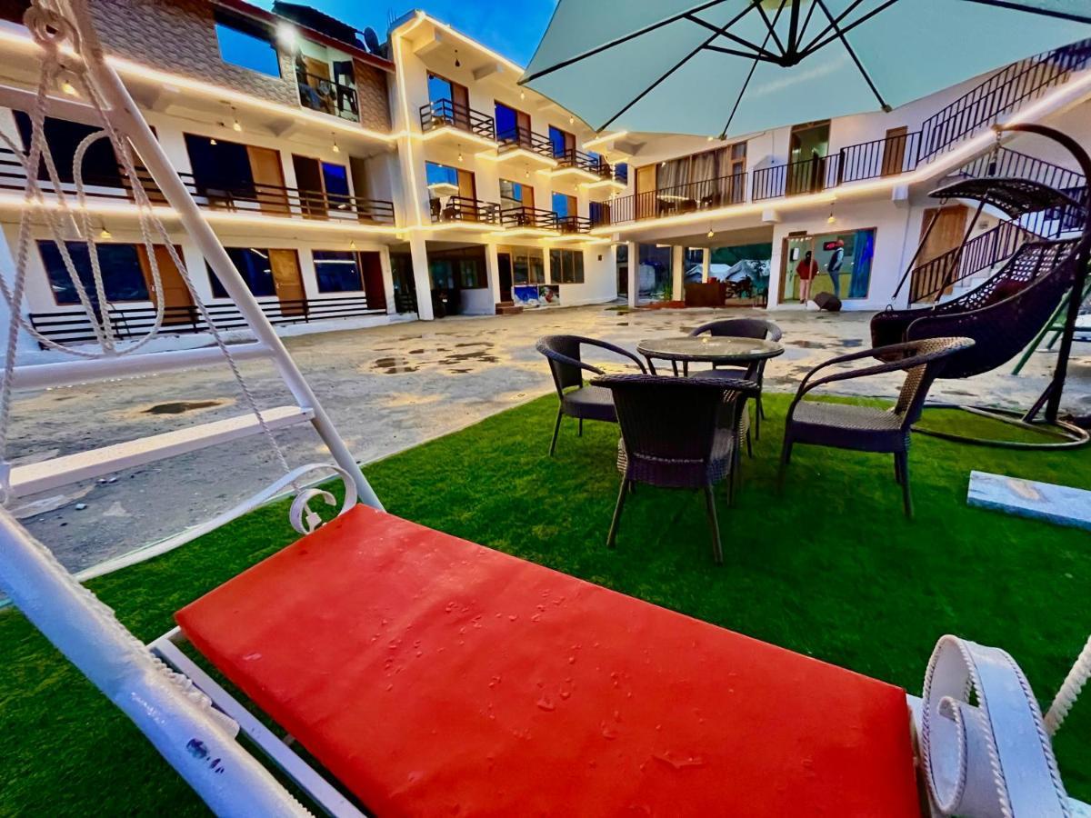Hotel Beas River Retreat - A Riverside Hotel With Balcony Маналі Екстер'єр фото